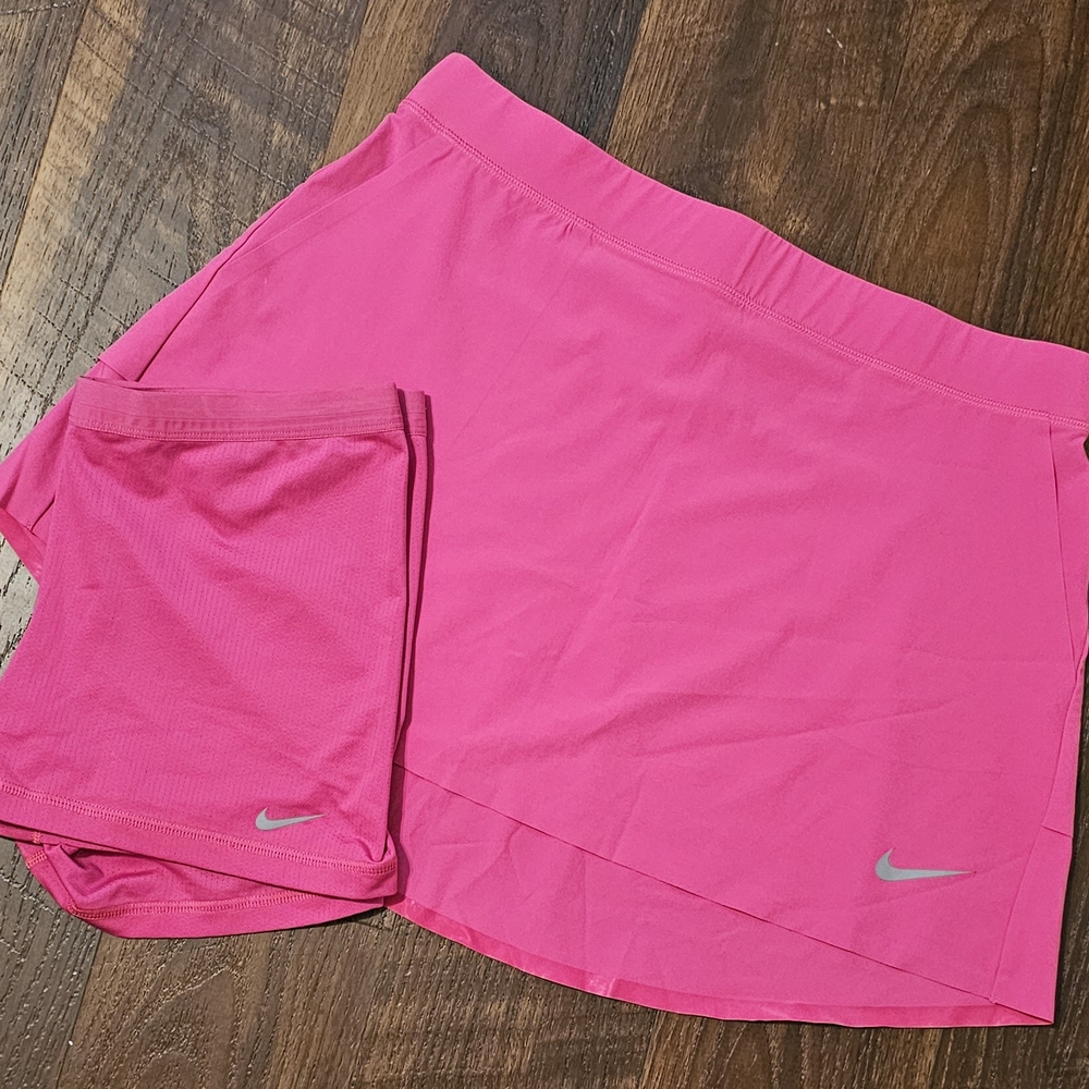 Nike Fuchsia Sports Skirt with Inner Shorts
